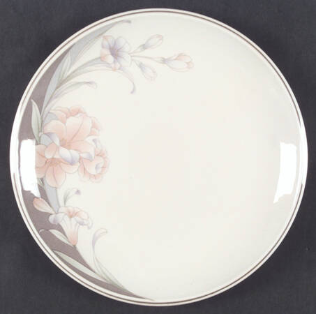 Aventura by Noritake
