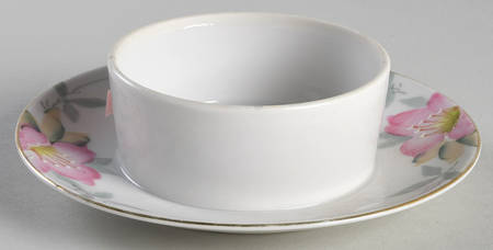 Azalea Round Butter with Attached Underplate No Lid