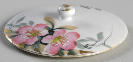 Azalea Lid for Round Butter with Attached Underplate