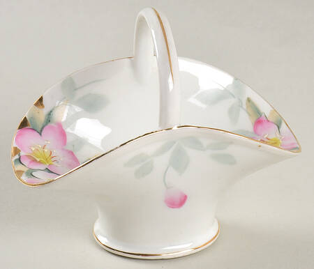 Azalea Dolly Varden Basket by Noritake