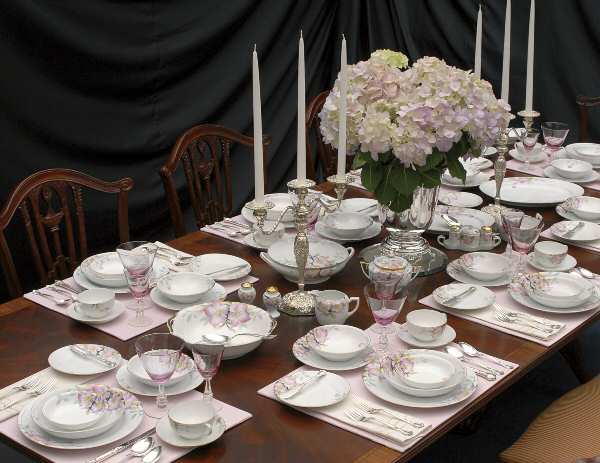 Azalea 85 Piece Estate Set