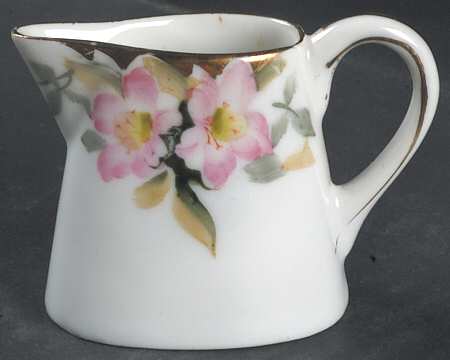 Azalea Child's Creamer