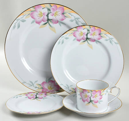 Azalea 5 Piece Place Setting by Noritake