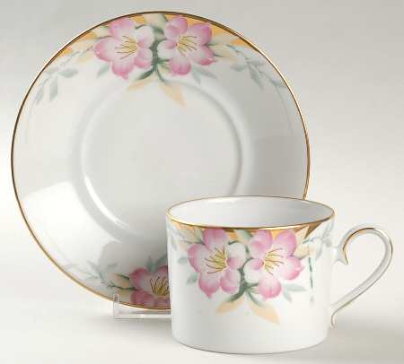 Flat Cup & Saucer Set