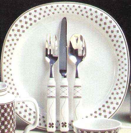 B318 Dinner Plate