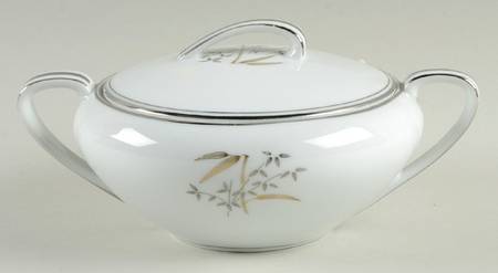Bamburg Sugar Bowl & Lid