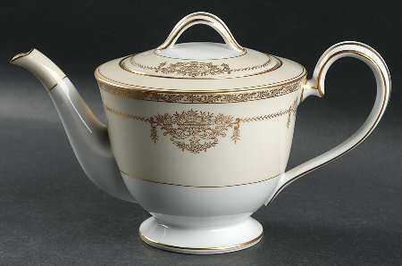 Bancroft Teapot & Lid
