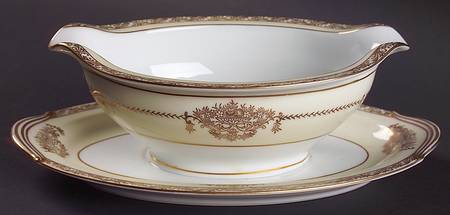 Bancroft Gravy Boat with Attached Underplate