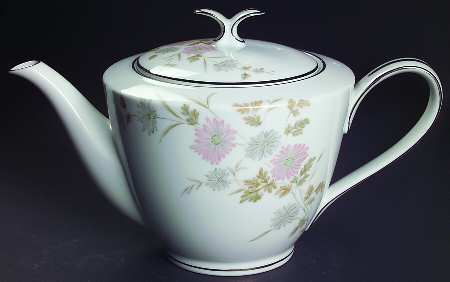 Barbara Teapot & Lid