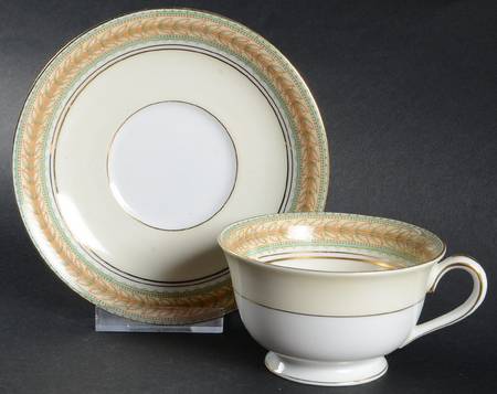 Barentz Footed Cup & Saucer Set