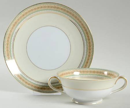 Barentz Footed Cream Soup Bowl & Saucer Set