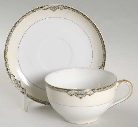Baroda Oversized Cup & Saucer Set