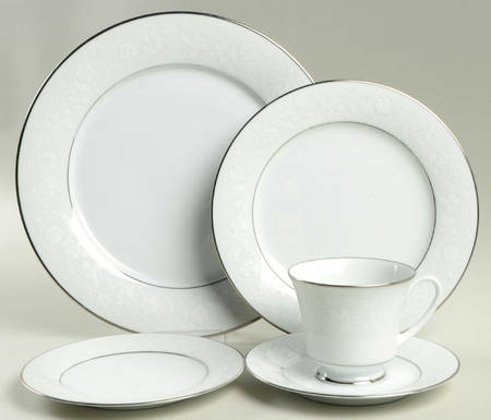 Baroness 5 Piece Place Setting