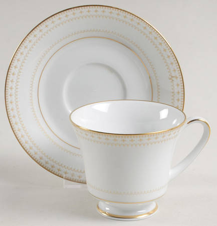 Barrington Footed Cup & Saucer Set