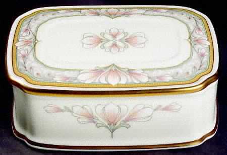 Barrymore Rectangular Box with Lid