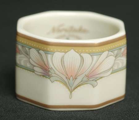 Barrymore Napkin Ring by Noritake