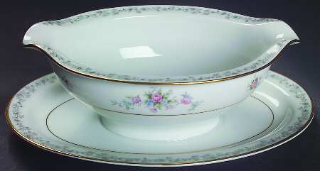 Barton Gravy Boat with Attached Underplate