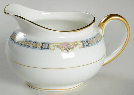 The Basel Creamer