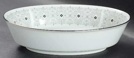 Basilica 9" Oval Vegetable Bowl