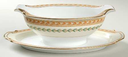 Bassano Gravy Boat with Attached Underplate