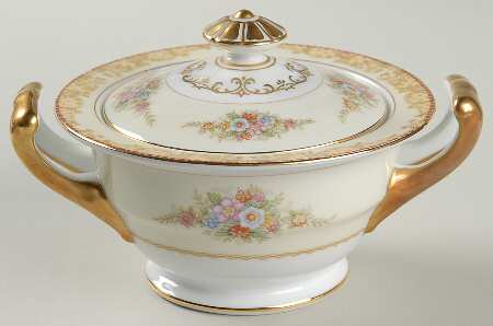 Batista Sugar Bowl & Lid