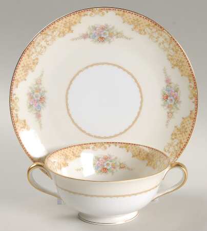 Batista Footed Cream Soup Bowl & Saucer Set