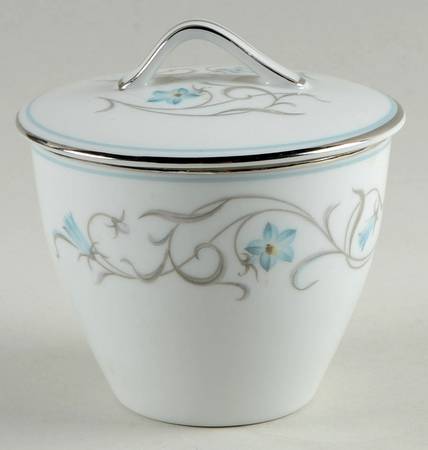 Beaumont Sugar Bowl & Lid