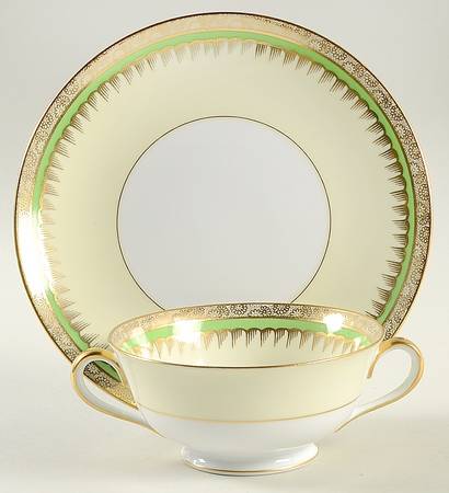 Beatrice Footed Cream Soup Bowl & Saucer Set