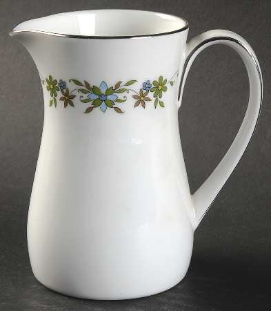 Beguine Creamer