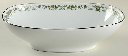 Beguine 9" Oval Vegetable Bowl