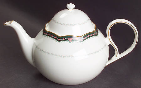 Belcourt Teapot & Lid