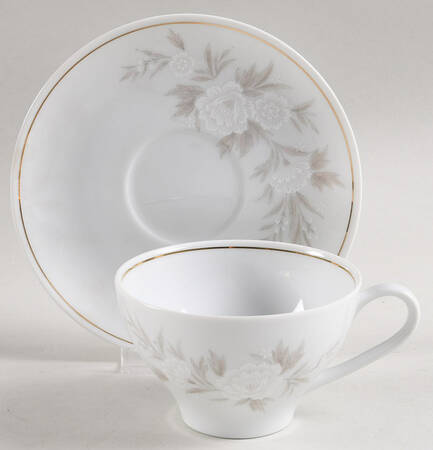 Belda Flat Cup & Saucer Set