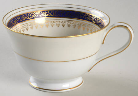 Belinda Footed Cup