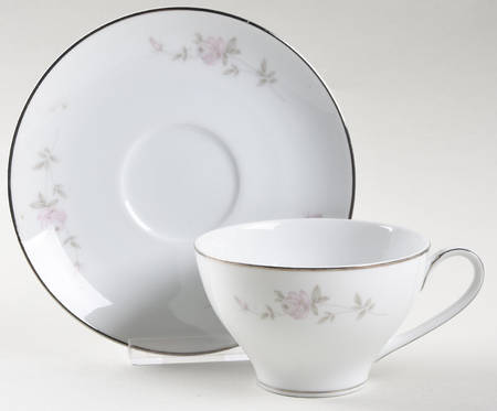 Bellemead Flat Cup & Saucer Set