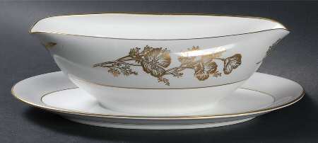 Bella Gravy Boat with Attached Underplate