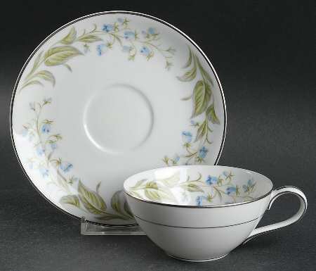 Bellaire Flat Cup & Saucer Set