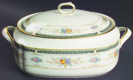 Bellcrest Oval Covered Vegetable