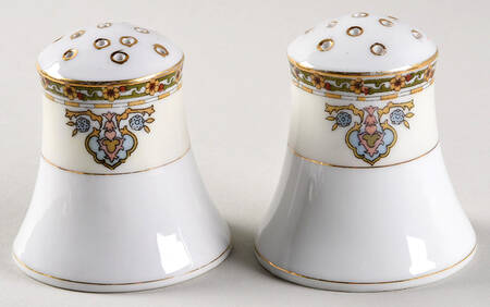 Belleclaire Salt & Pepper Set