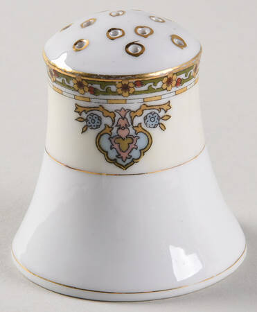 Belleclaire Pepper Shaker