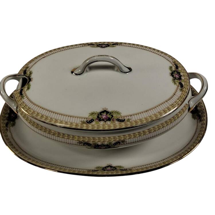 Belmont (Circa 1912) Sauce Boat with Attached Underplate & Lid