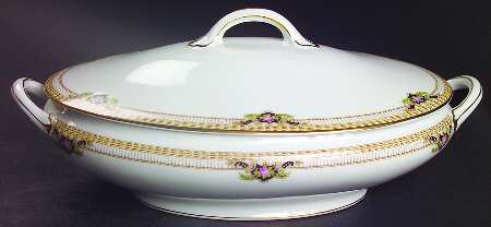 Belmont (Circa 1912) Oval Covered Vegetable