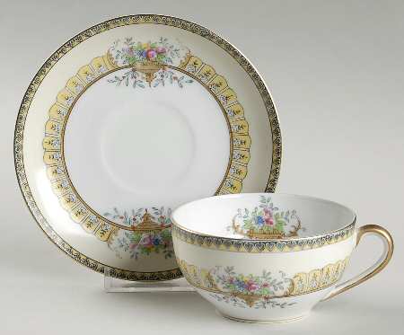 Belmaison Flat Cup & Saucer Set