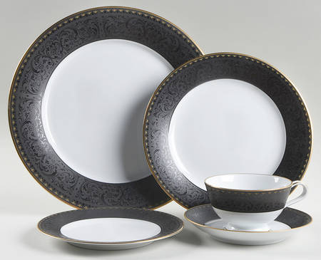 Benedicta 5 Piece Place Setting