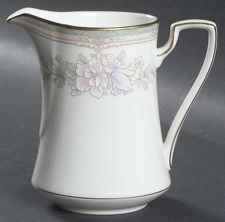 Bentley Creamer
