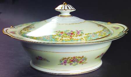 Berenda Round Covered Vegetable