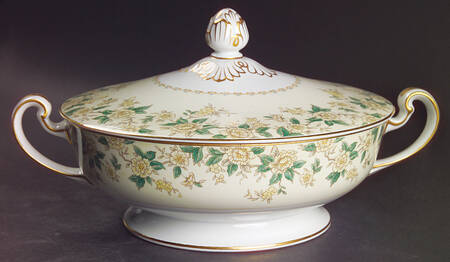 Bernice Round Covered Vegetable