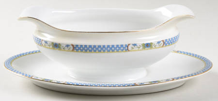 Bernice Gravy Boat with Attached Underplate