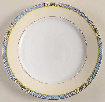 Bernice Luncheon Plate