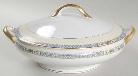 Bernice Round Covered Vegetable