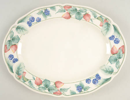 Berryvine 14" Oval Serving Platter